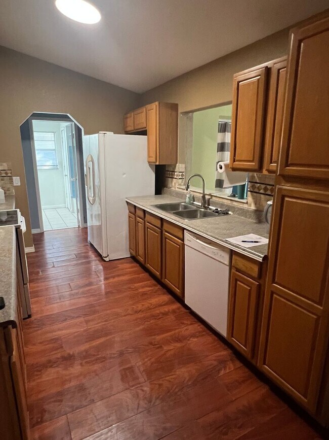 Foto del edificio - 3/2/2 with lanai in PC