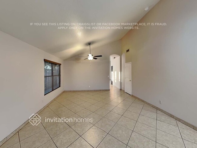 Building Photo - 2404 N 125th Dr