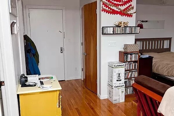 Foto del edificio - 324 Grand Ave