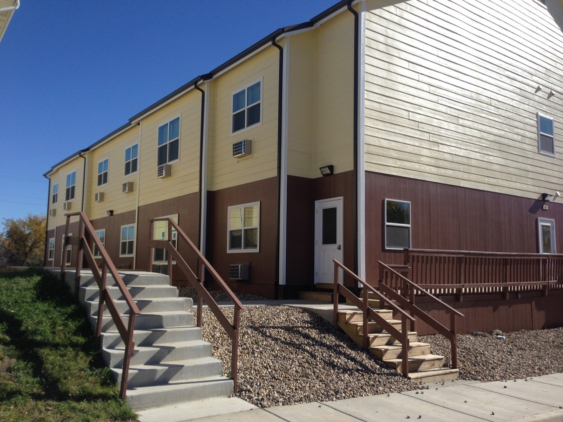 Building Photo - Parshall Apartments
