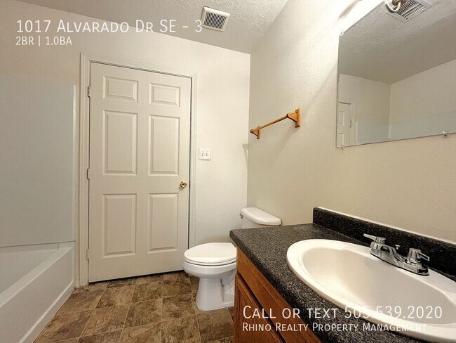 Foto del edificio - 1017 Alvarado Dr SE