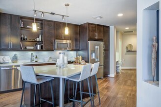 Building Photo - One Dallas Center