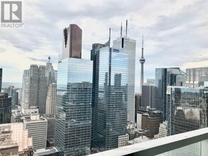 Building Photo - 197 Yonge St