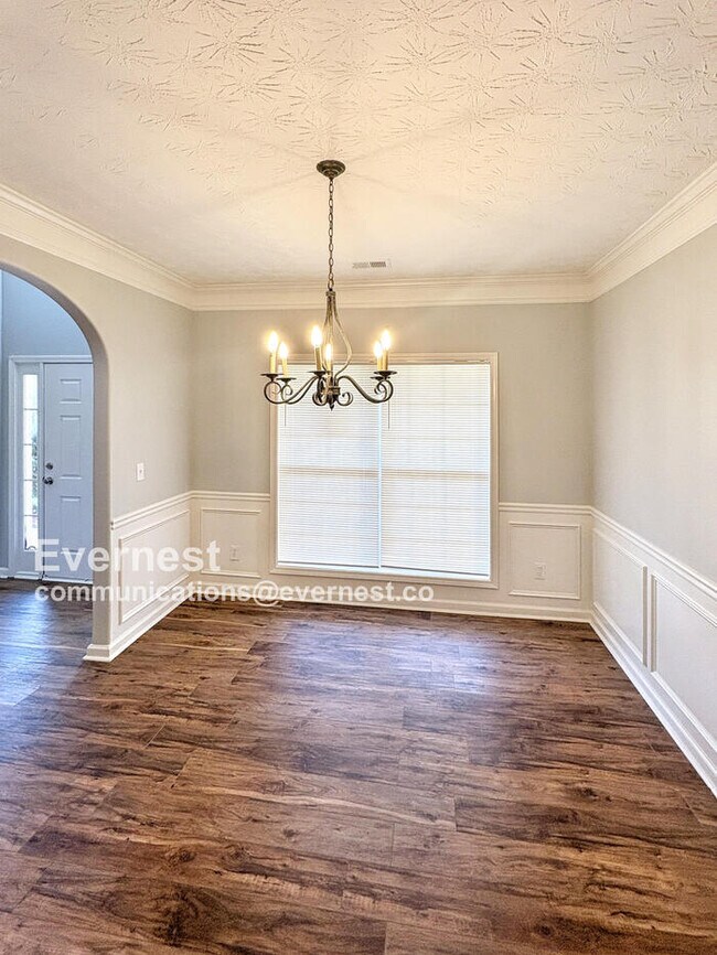 Foto del edificio - 632 Addison Way