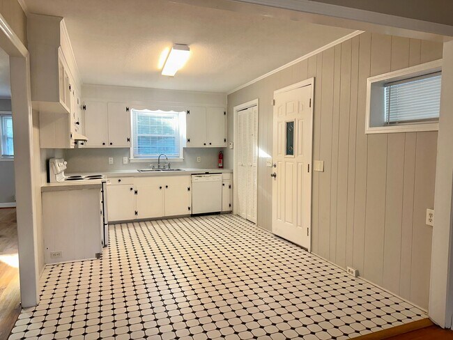 Foto del edificio - 1710 Bellevue Dr