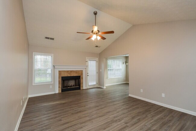 Building Photo - 95 Cliff View Dr