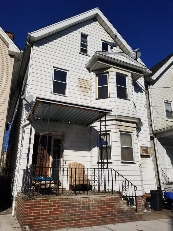 420 CLEVELAND AVE, HARRISON NJ 07029 House for Rent in Harrison, NJ