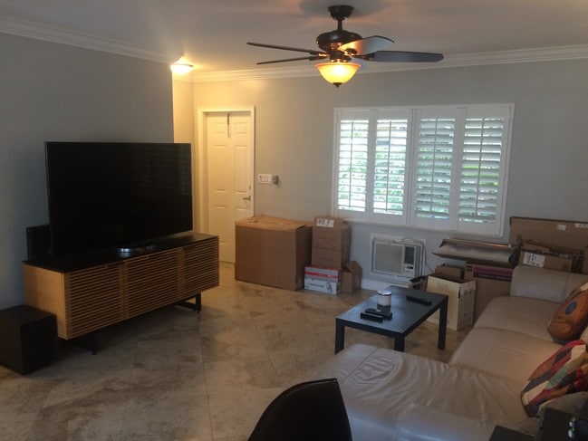 Building Photo - 4201 Bougainvilla Dr