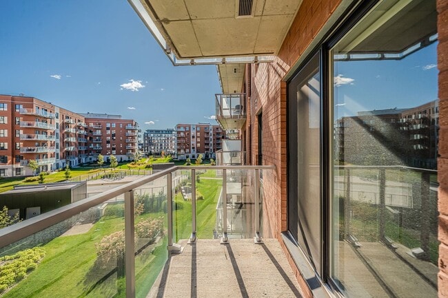 Building Photo - 205 Blvd. Marcel-Laurin