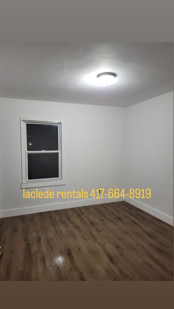 Foto del edificio - 2 BEDROOM 1 BATHROOM HOUSE FOR RENT