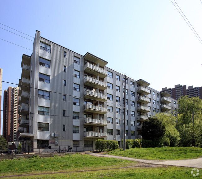 Primary Photo - Goodwood Park Apartments