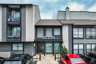 Building Photo - Aston