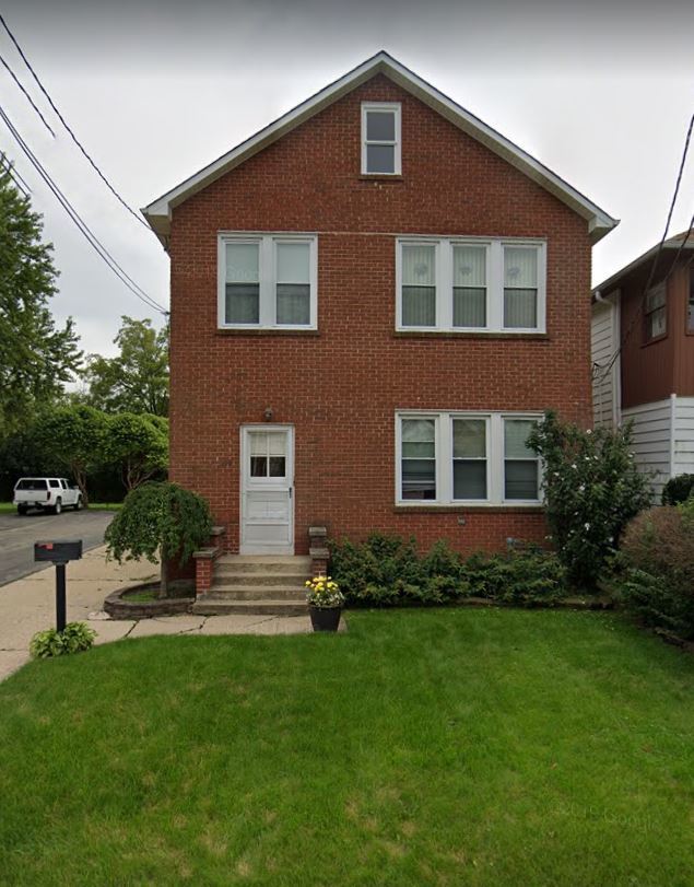 209 North Ave Unit 2, Highwood, IL 60040 Room for Rent in Highwood