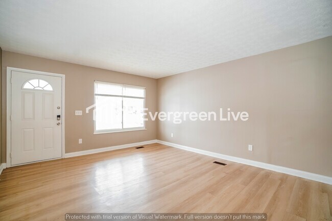 Foto del edificio - 3020 Rivercliff Rd
