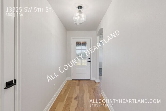 Foto del edificio - 13325 SW 5th St