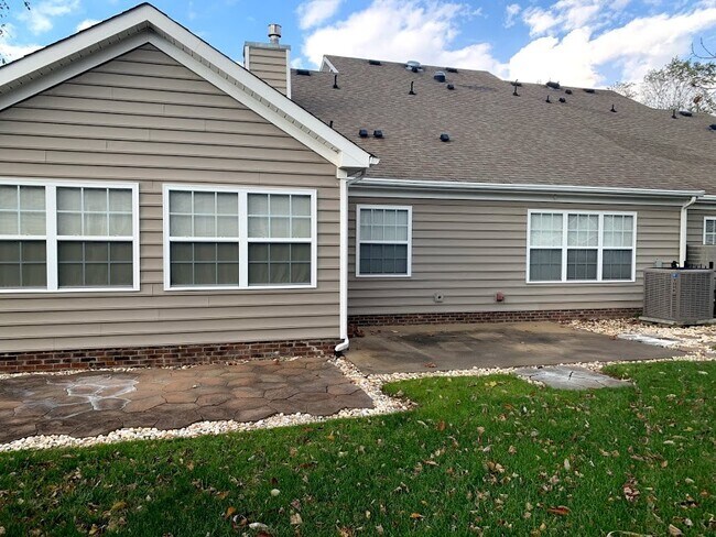 Building Photo - 107 Saratoga Pl