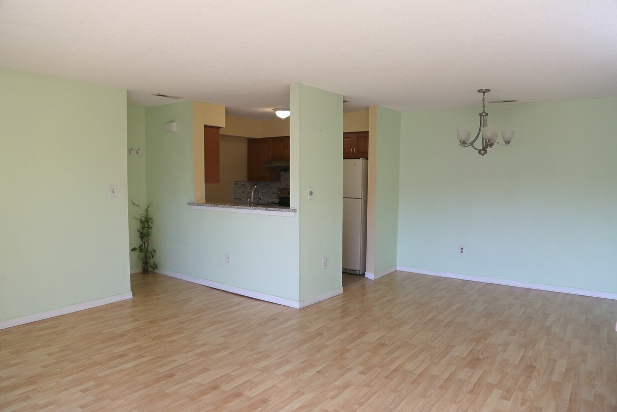 1712 Aspen Dr Unit 1712, Plainsboro, NJ 08536 Condo for Rent in