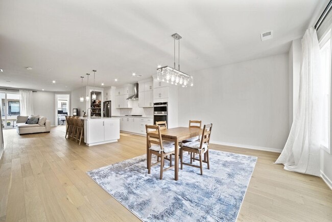 Building Photo - 7546 Sawyer Farm Wy