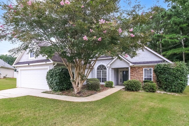 Building Photo - 1303 Vine Cir