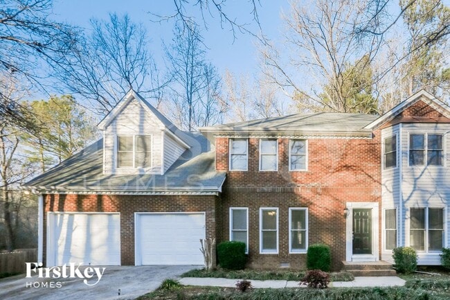 Building Photo - 5300 Oglethorpe Ct