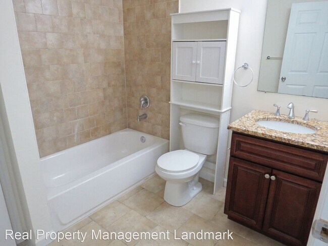 Building Photo - 1 br, 1 bath House - 619 Broadway Unit 13