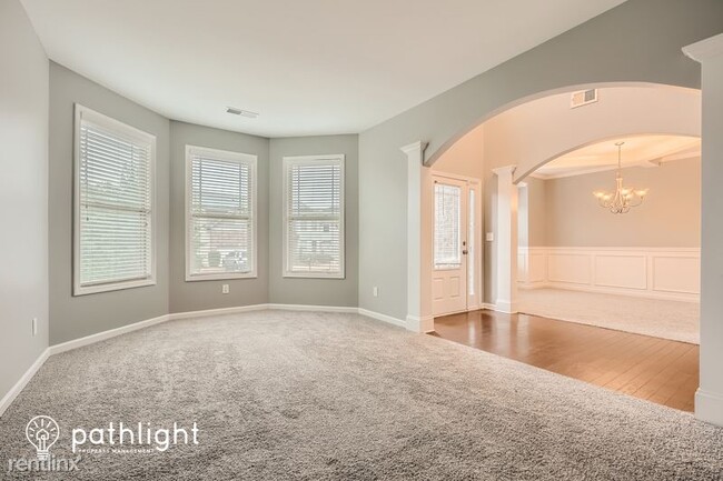 Foto del edificio - 5 br, 3 bath House - 1447 Rolling View Way...