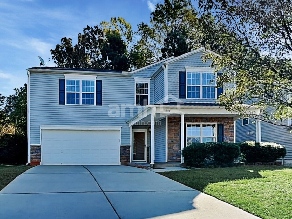 Foto principal - 3904 Edgewood Terrace Rd