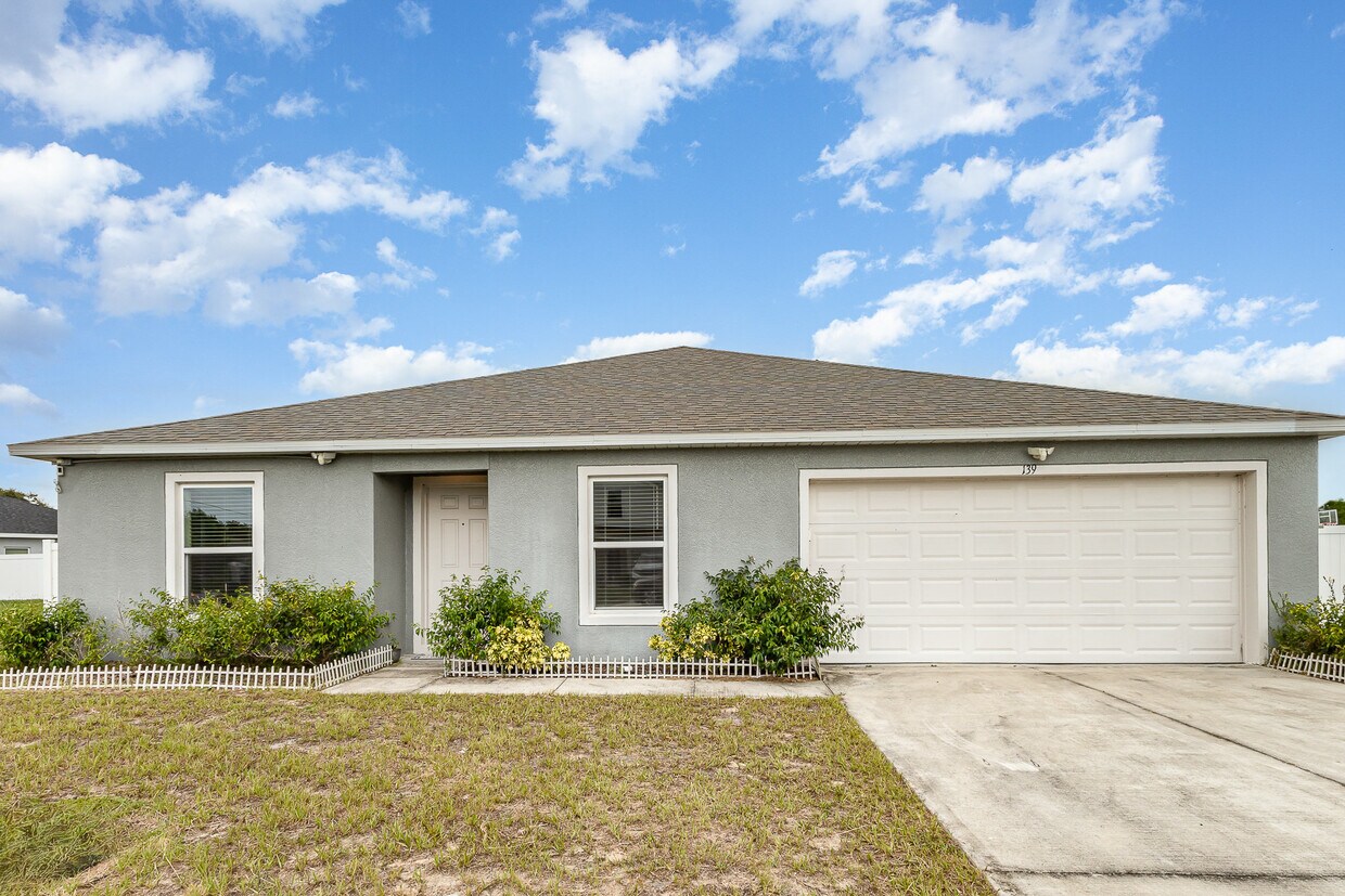 Foto principal - 139 Violet Ct