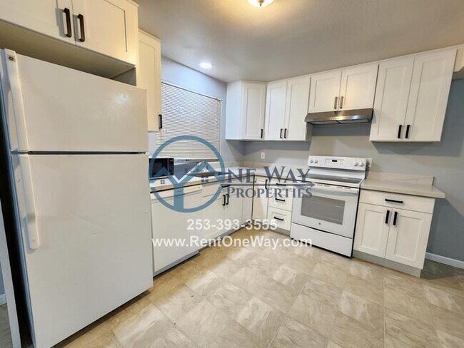 Foto del edificio - 3624 159th St E