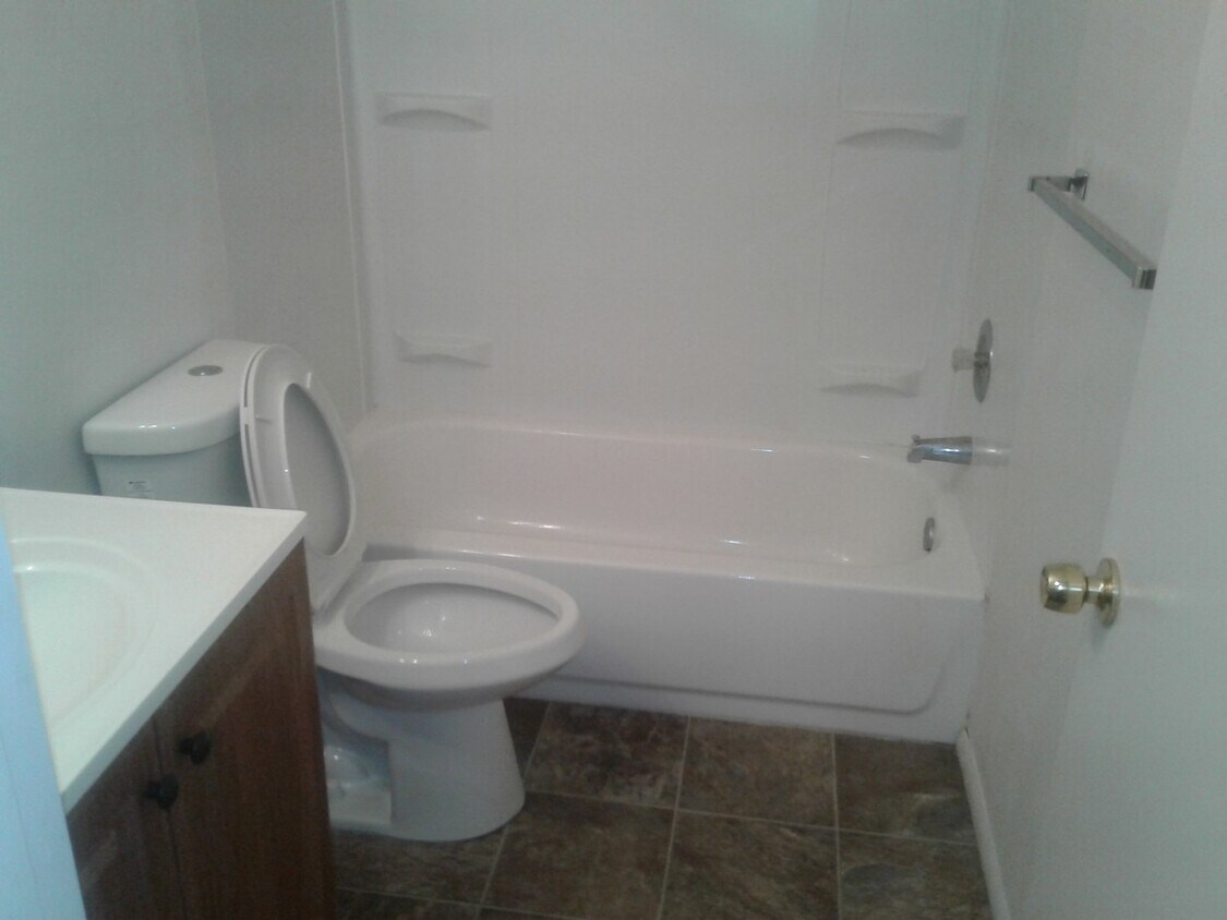 Foto principal - 2 bedroom, 1.5 bathroom condo near SUU