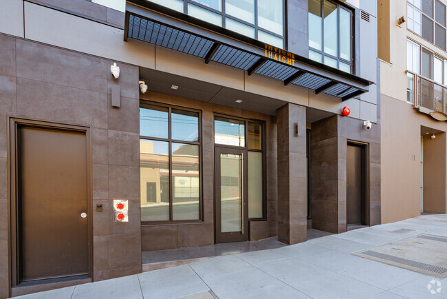 1 Haight Street Entrance - 1700 Market St
