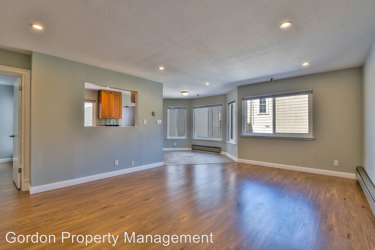 Foto principal - 2396 Pine St