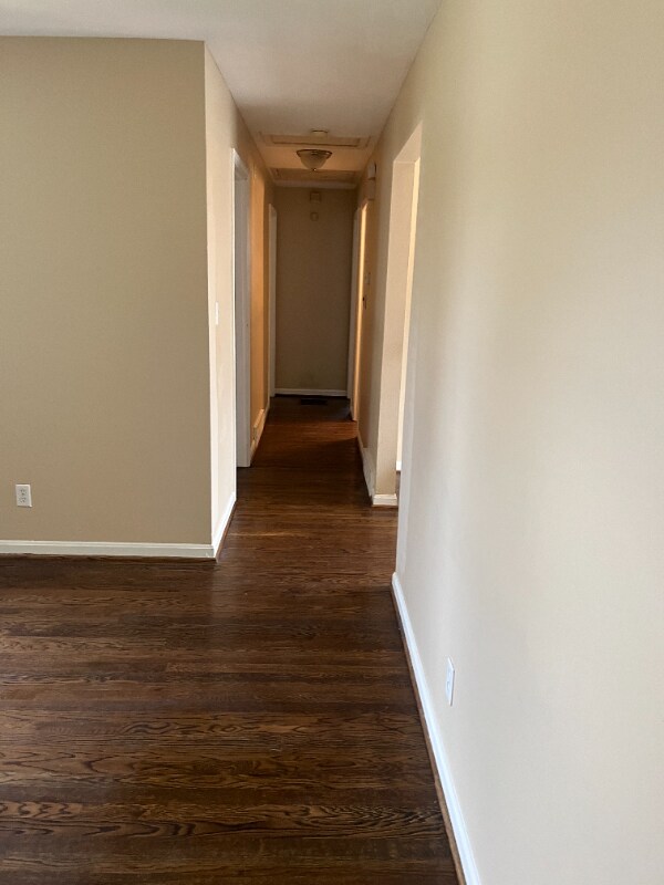 Foto del edificio - 3019 Rockaway Dr