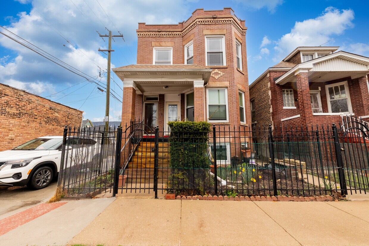 Foto principal - 4934 W 24th St