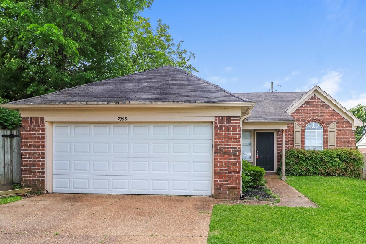 Foto principal - 7095 Presmond Rd