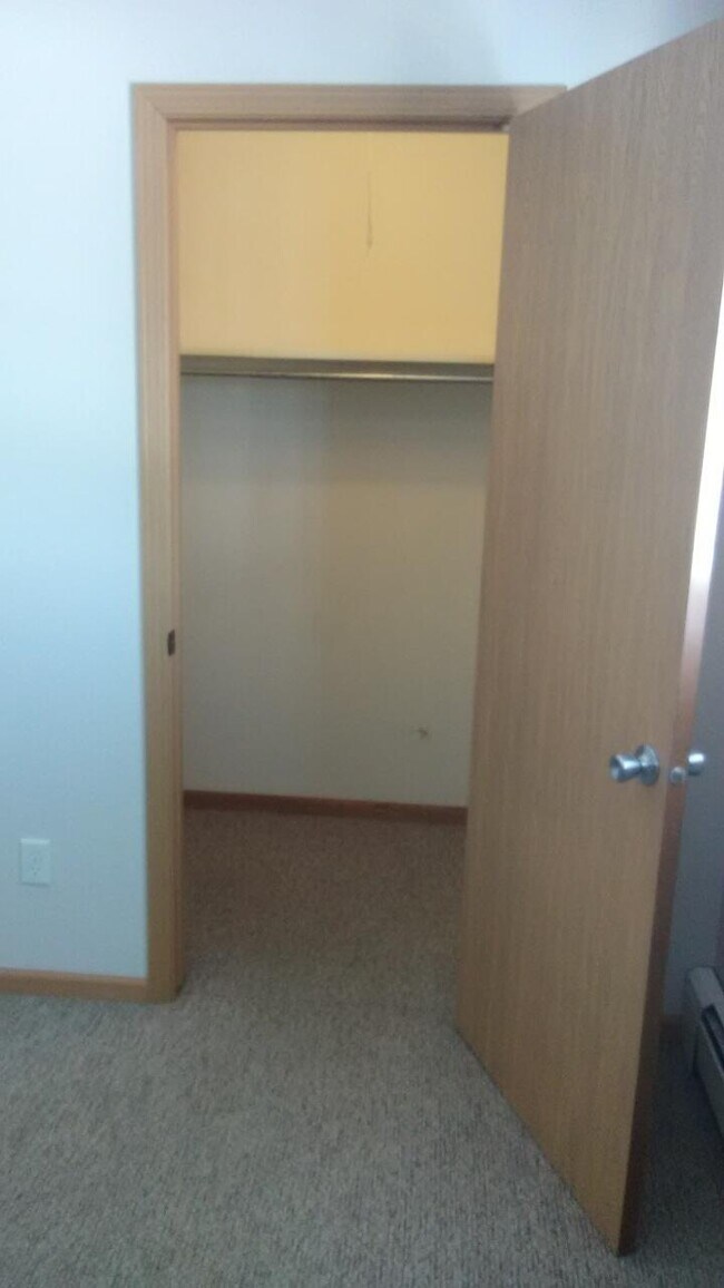 Foto del edificio - 5584 Guilford Rd