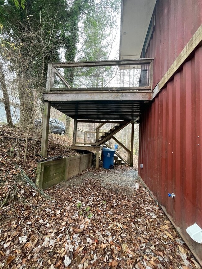 Building Photo - 289 Hill St