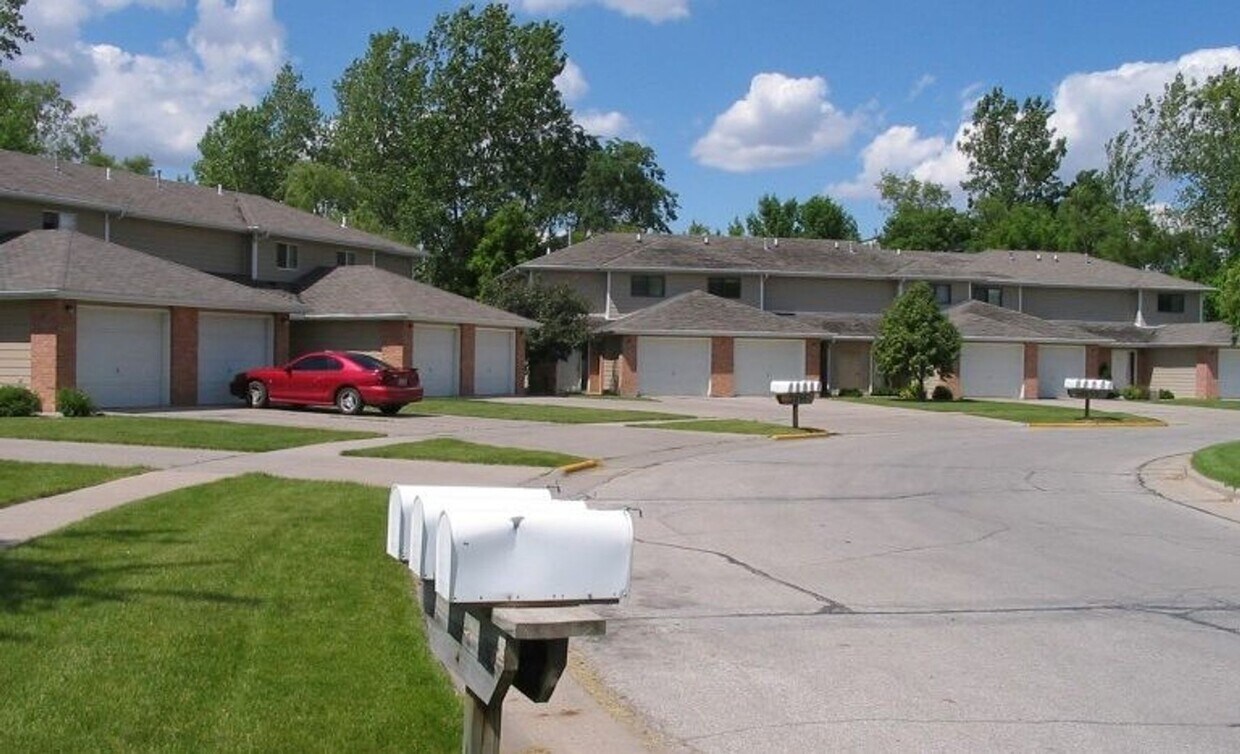 1536 Little Bluestem Ct Apartment for Rent in Ames, IA