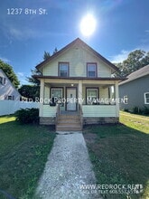 Building Photo - 1237 8th St