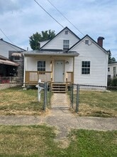 Building Photo - 512 19th St