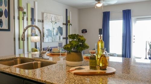 Building Photo - 3801 Helios Way