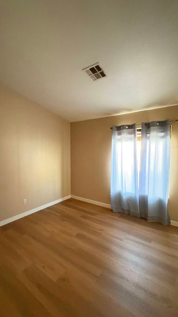 Foto del edificio - 8928 Quarrystone Way