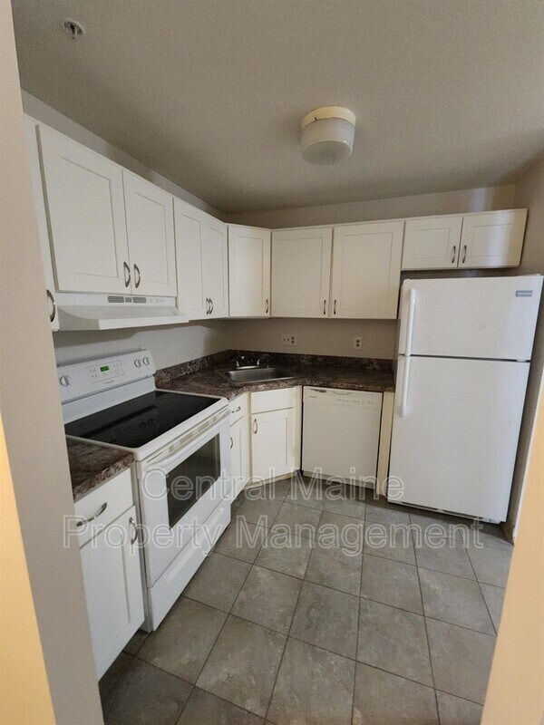 Building Photo - 51 Northern Avenue Heights