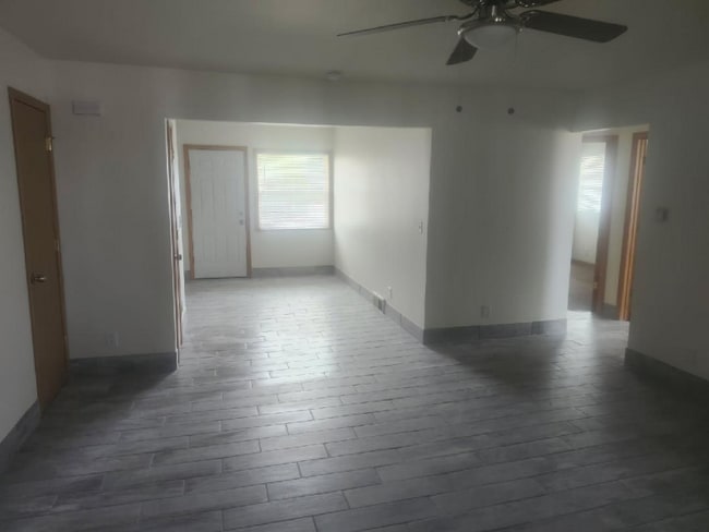 Building Photo - 5830 N 87th St