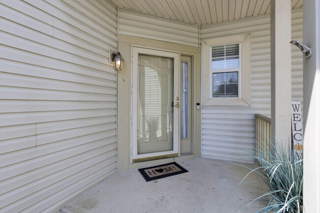 Foto del edificio - 2573 Rustling Oak Blvd