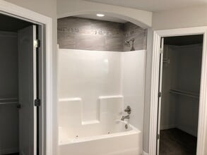 Building Photo - 4192 W Anthem Dr