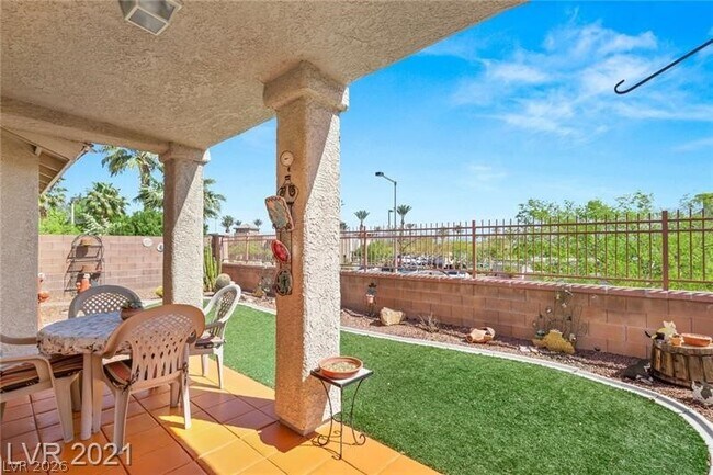 Foto del edificio - 1644 Eagle Peak Way