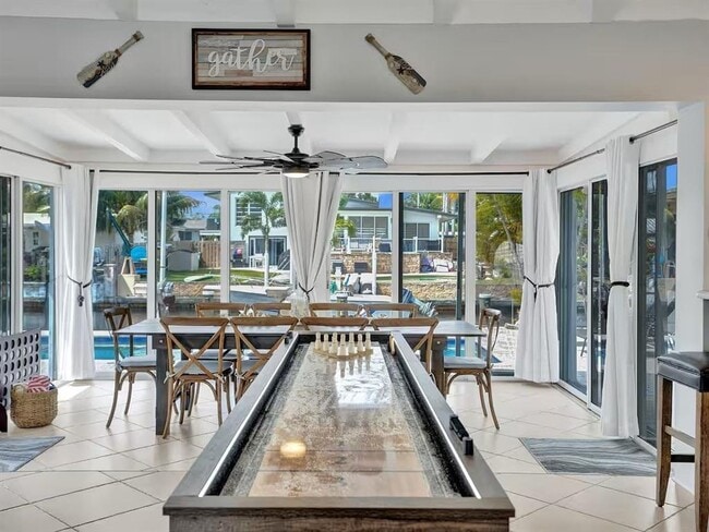 Foto del edificio - 2525 Gulfstream Ln