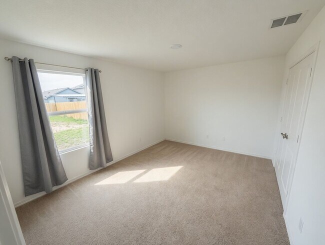 Building Photo - 11635 Existing Run