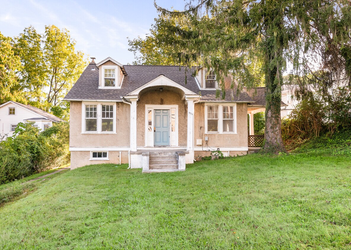 929 Fairview Ave, Wayne, PA 19087 House Rental in Wayne, PA